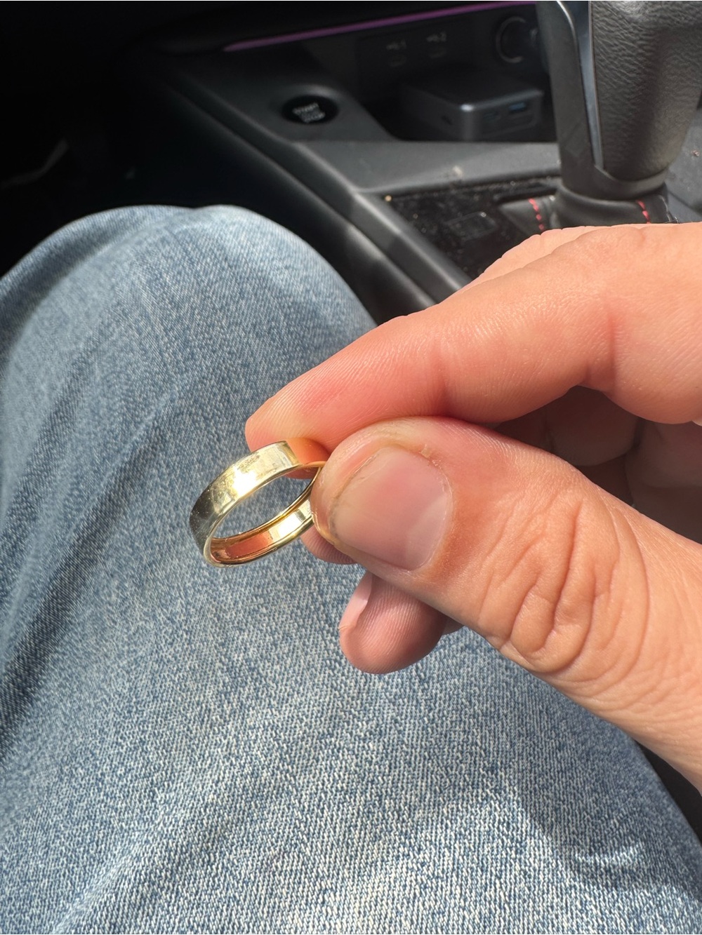 Authentic vintage 10k Gold Band Ring - Picture 7 of 13